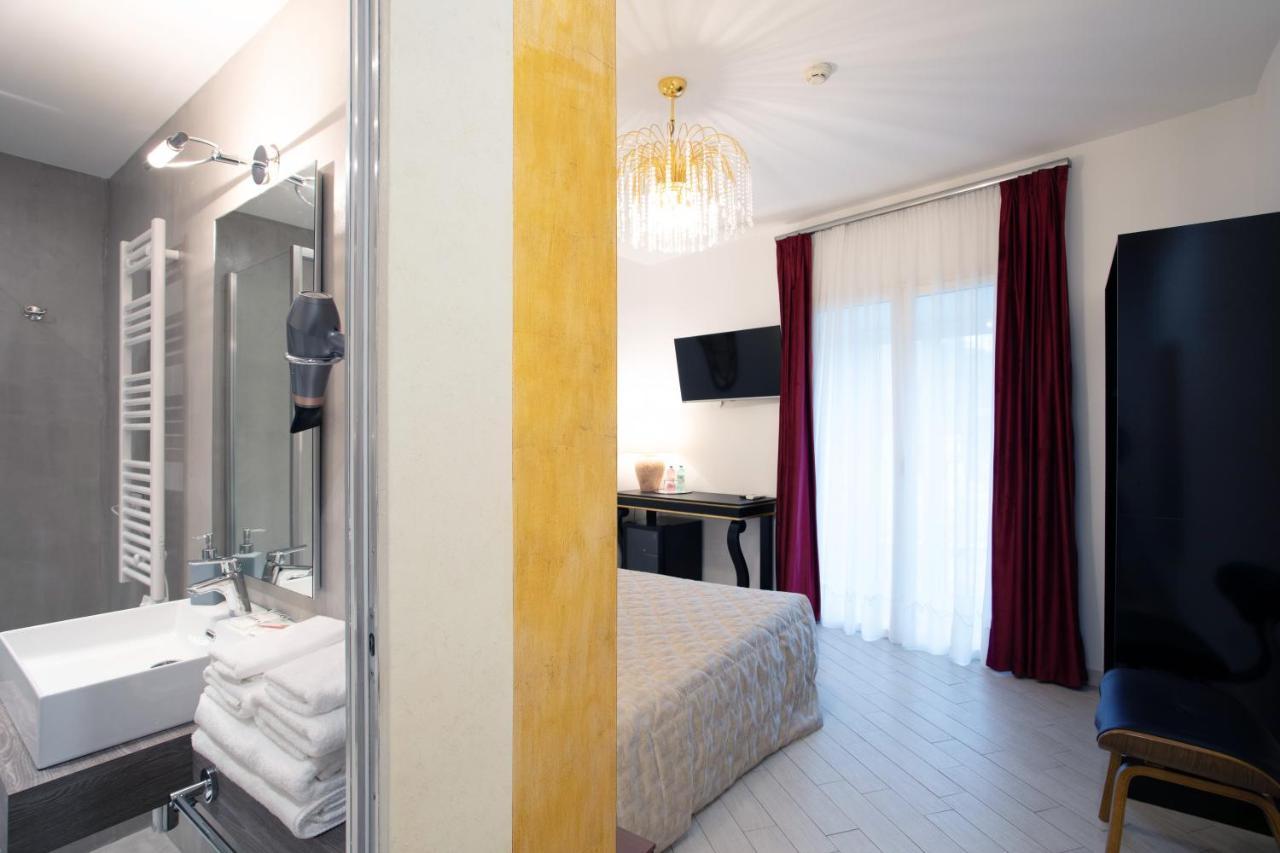 Ludus Rooms Rome Exterior photo